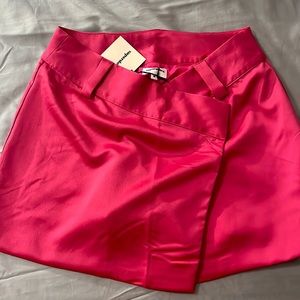 Superdown Alana Mini Skirt in Hot Pink